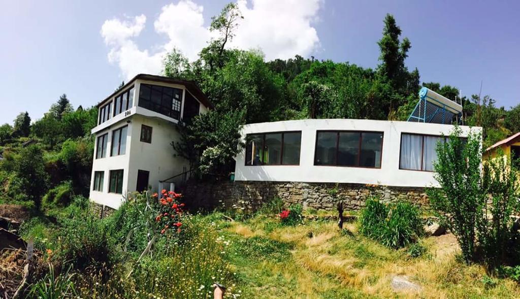 Xra Cottage Joshīmath Eksteriør bilde